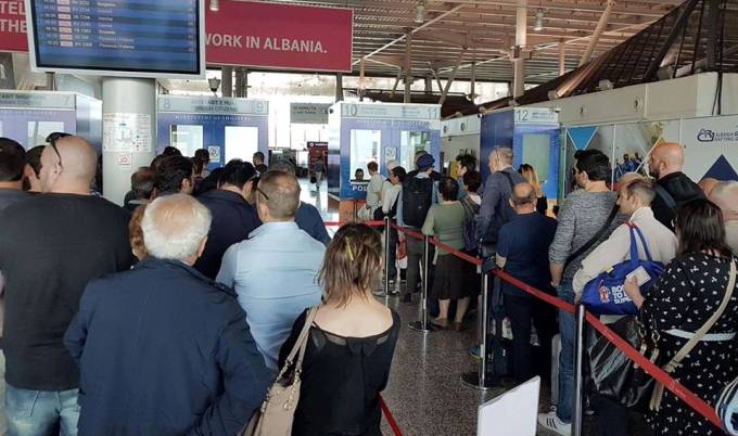 Eurostat publikon shifrat: 867 mije shqiptare me leje qendrimi ne BE, nje e treta e popullsise